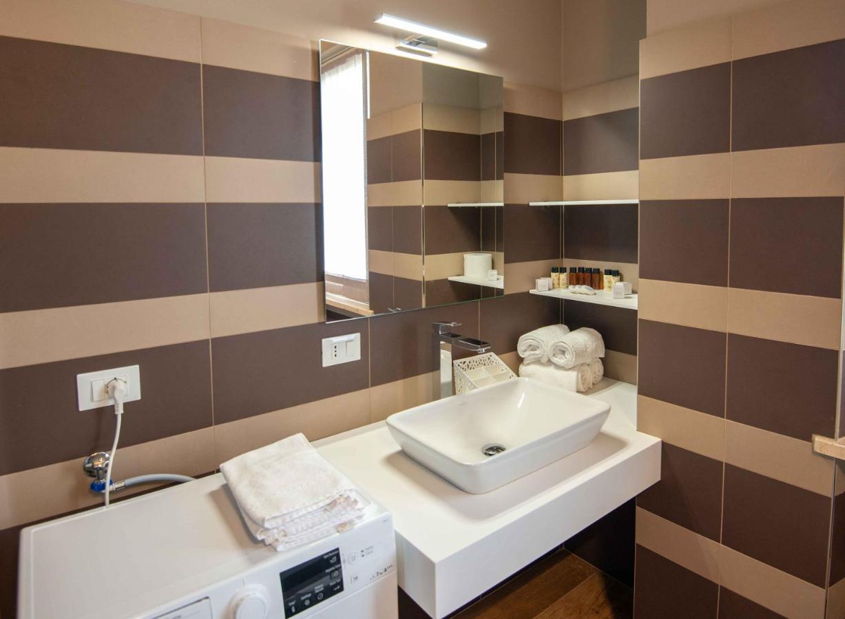 Sirmio Apartments - Narnia Stay Sirmione Esterno foto